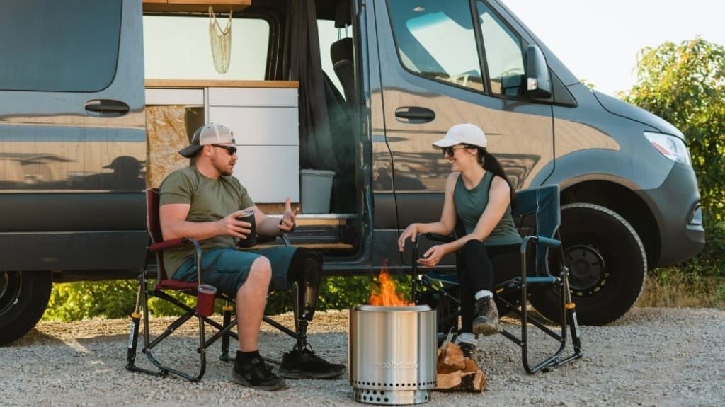 compact smokeless campfire solution